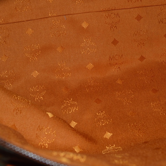 MCM Visetos Congnac Boston Bag Golf Collection Medium - Picture 8 of 16